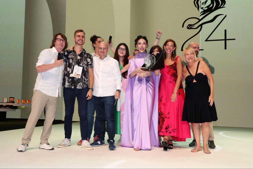 Ogilvy Singapore Makes History cannes winners image1