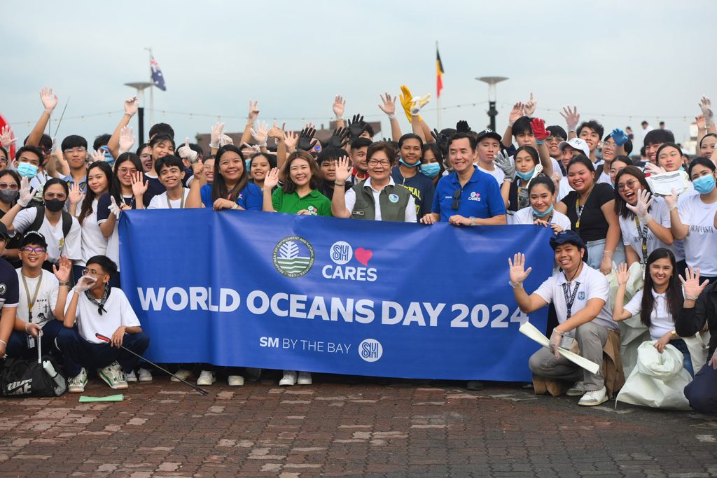 SM creates stronger ocean conservation initiatives giving New Waves of Impact during Coastal Clean up Projects INSERT 2