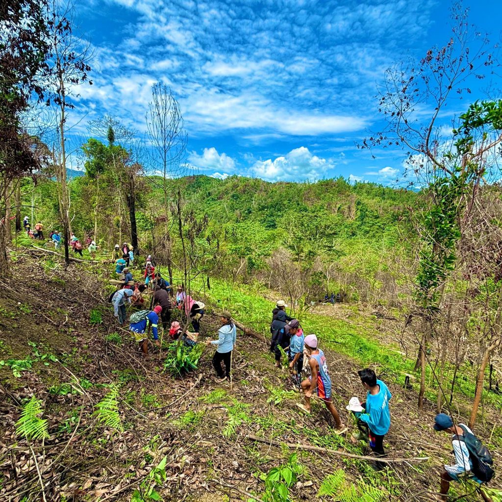 Amplifying Indigenous Voices Humanizing Research and Data in our Humanitarian Efforts 1 1