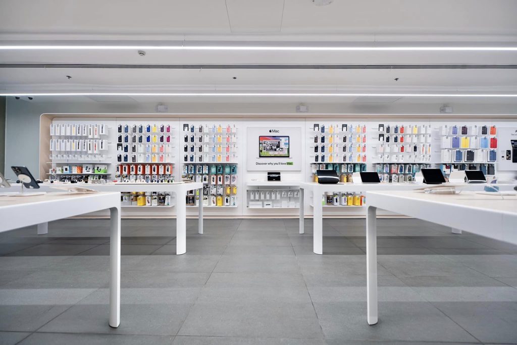 Power Mac Center reopens as Apple Premium Partner in Trinoma INS 4