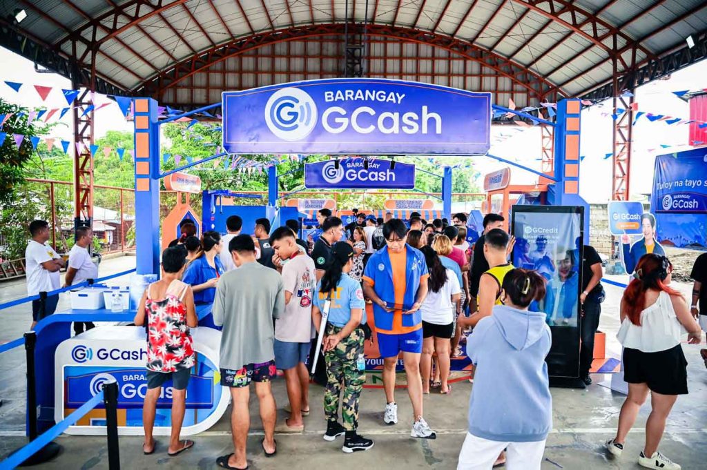 GCash brings lending solutions to small barangays insert2