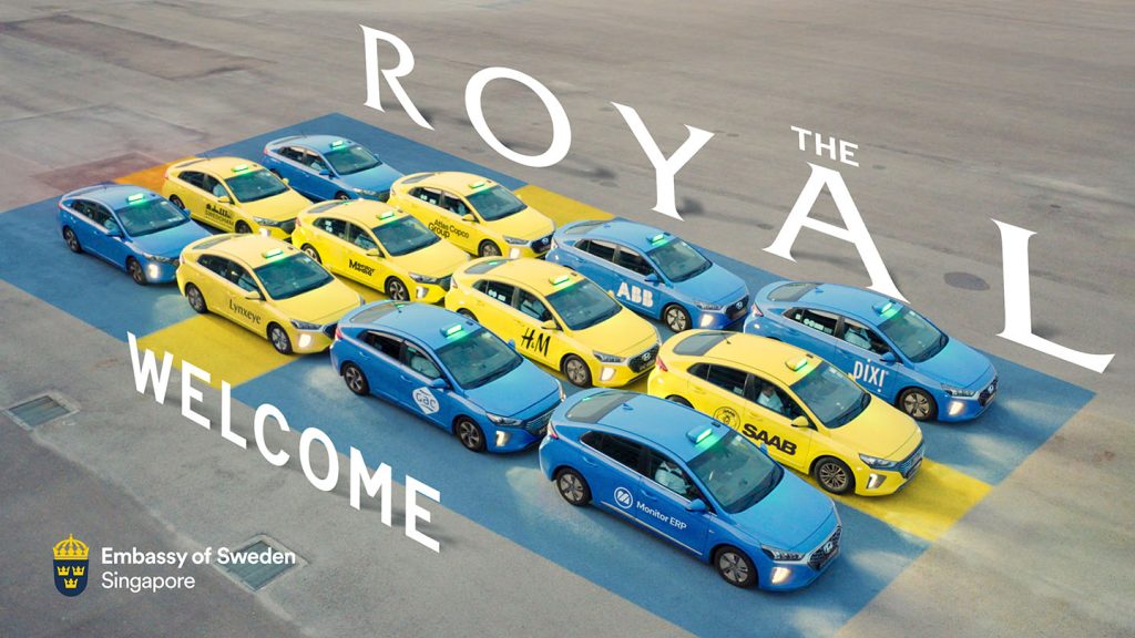 Swedish royals blue and yellow cabbies insert